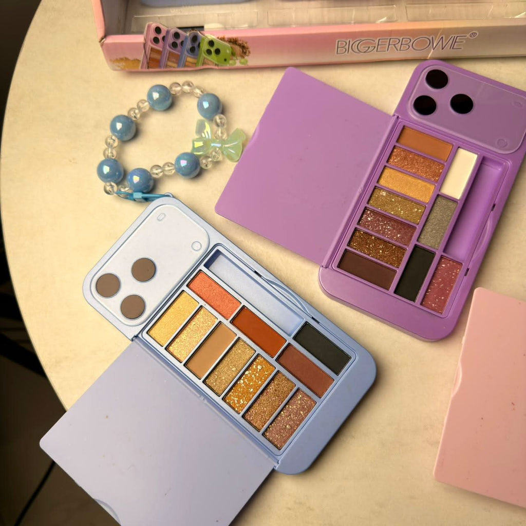 Fashion Phone Shape Eyeshadow Palette – iPhone 17 Pro Max Style Makeup Kit