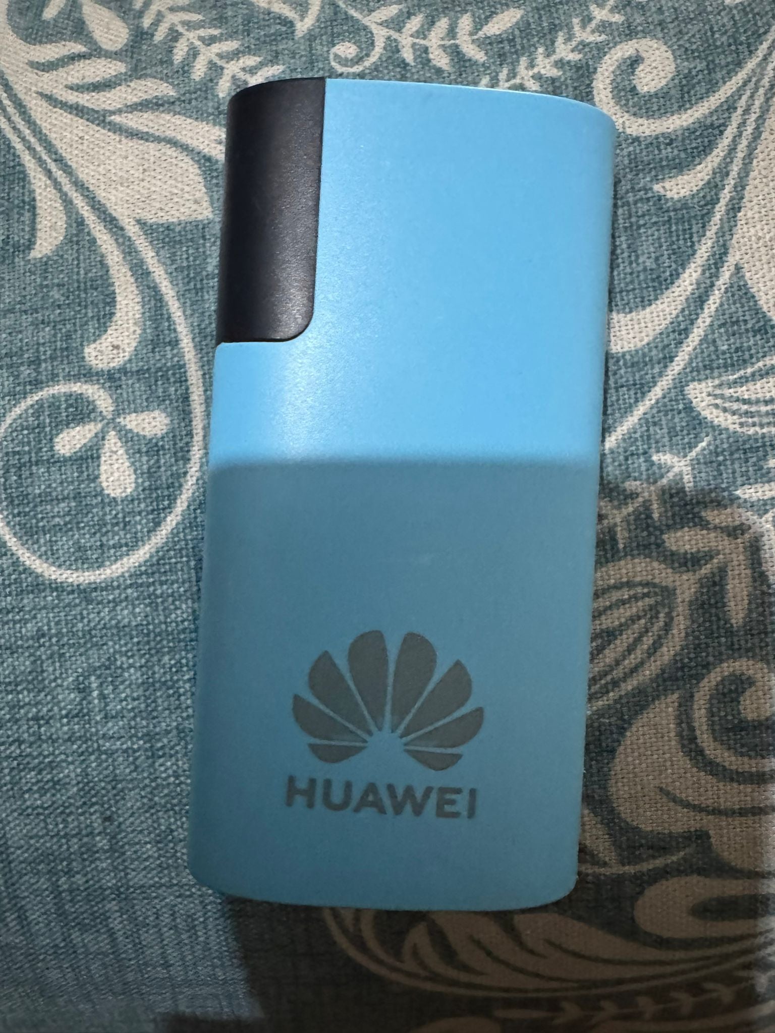Huawei Portable Mobile WiFi Hotspot 4G LTE Wireless Router with SIM Support